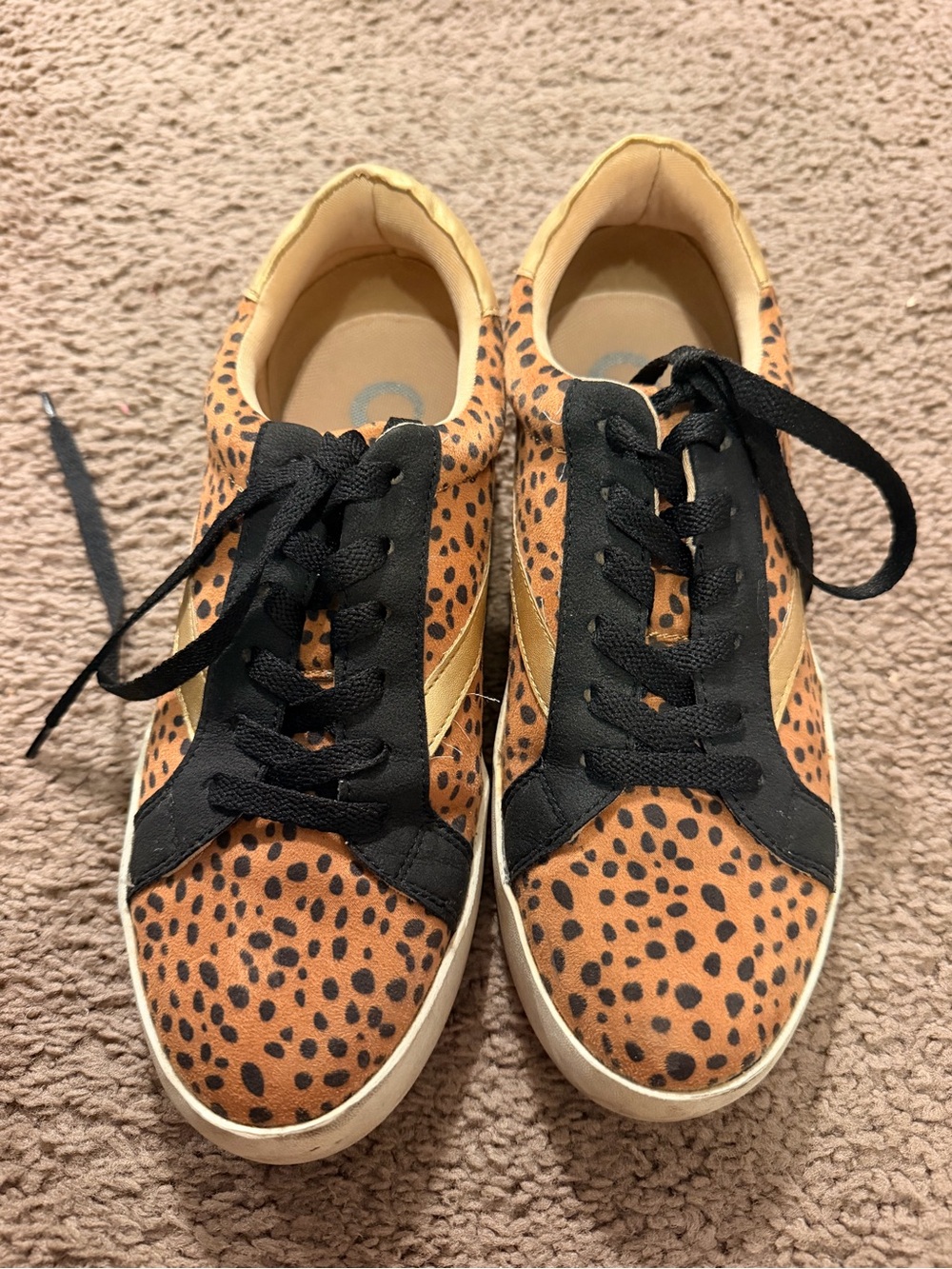 Women’s Cheetah Print Lace-Up Sneakers - Tan/Black